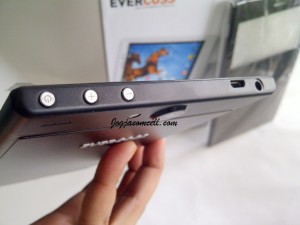 Evercoss Evertab AT7S RAM 1GB-7 Inch